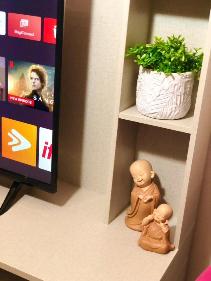 Air Residence 1Br With Balcony Free Netflix And Disney Plus Manila Dış mekan fotoğraf